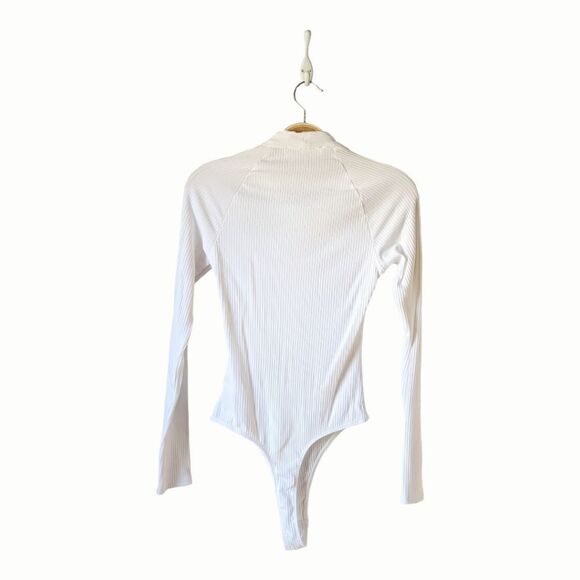 ASTR 90s Ribbed White Cutout Bodysuit Women's Size Small NWOT - Picture 8 of 14